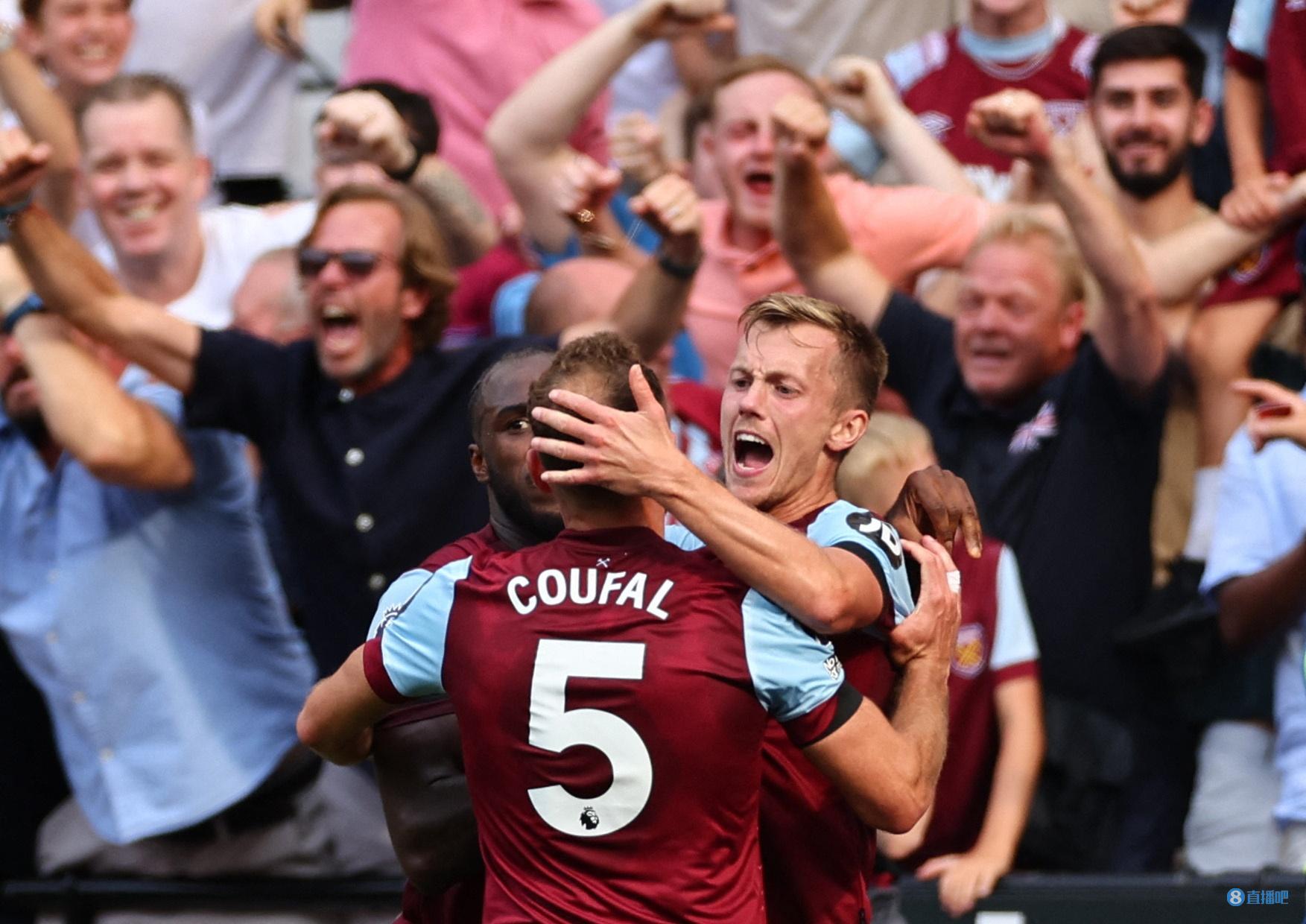 [亚冬会]王智宇／韩雨获得冰壶混双铜牌.