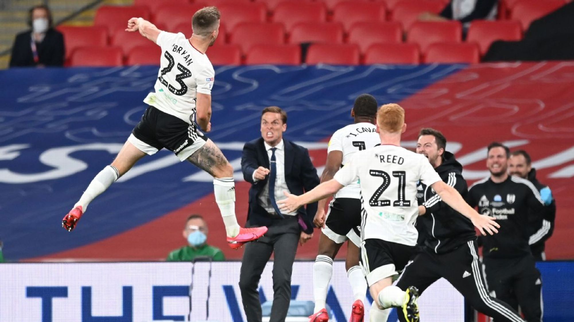 羅貝托：懷念在諾坎普的比賽，要做好自己的工作向皇馬施加壓力.